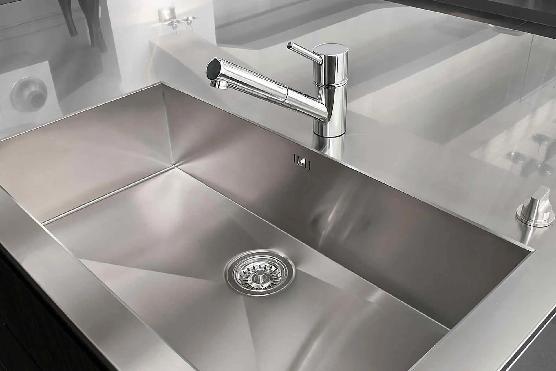 Commercial Hydro Jetting — Bleuwave Plumbing (2)